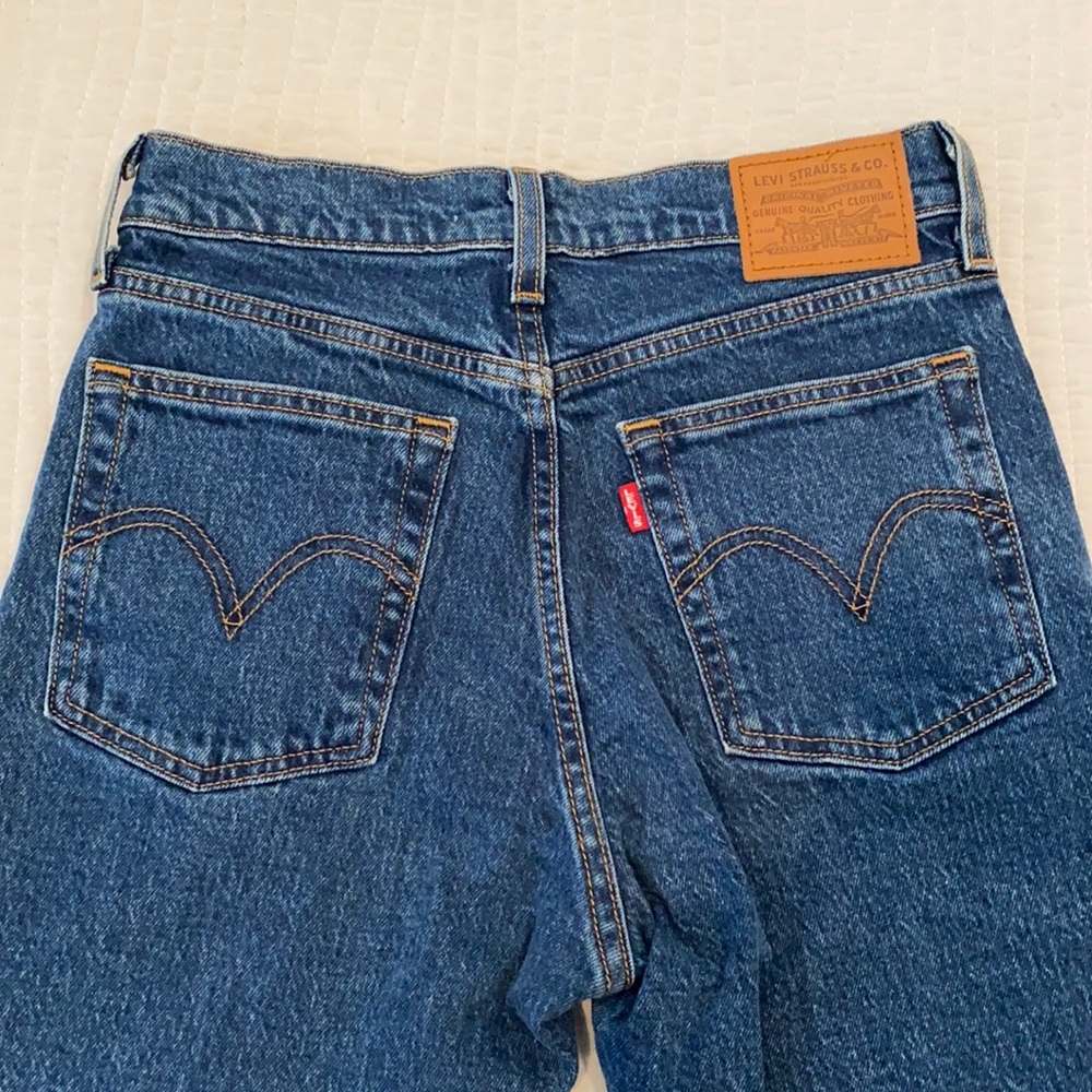 Levi’s Wedgie Icon Fit Jeans || Size 25 NEW